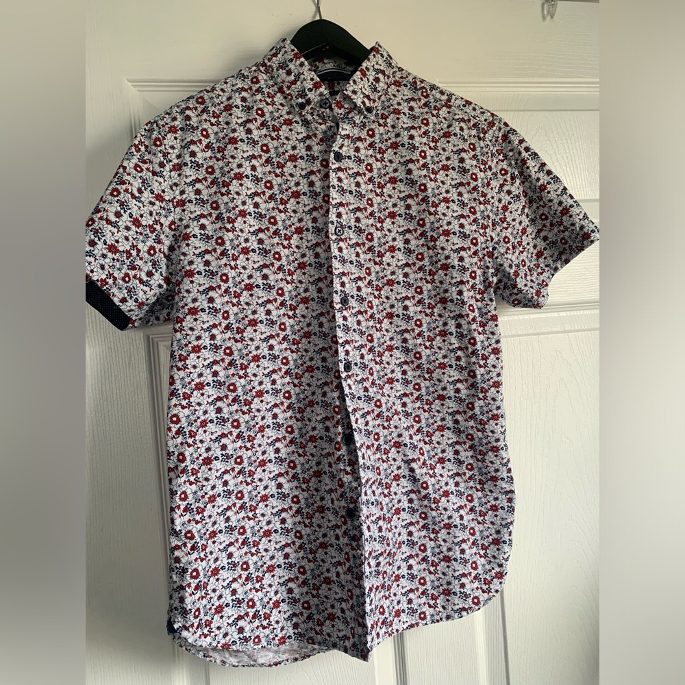 Ricky & Micky Mens Small  Short Sleeve Button Down Shirt